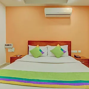 Itsy By Treebo - Dr Regency Delhi (National Capital Territory of India)